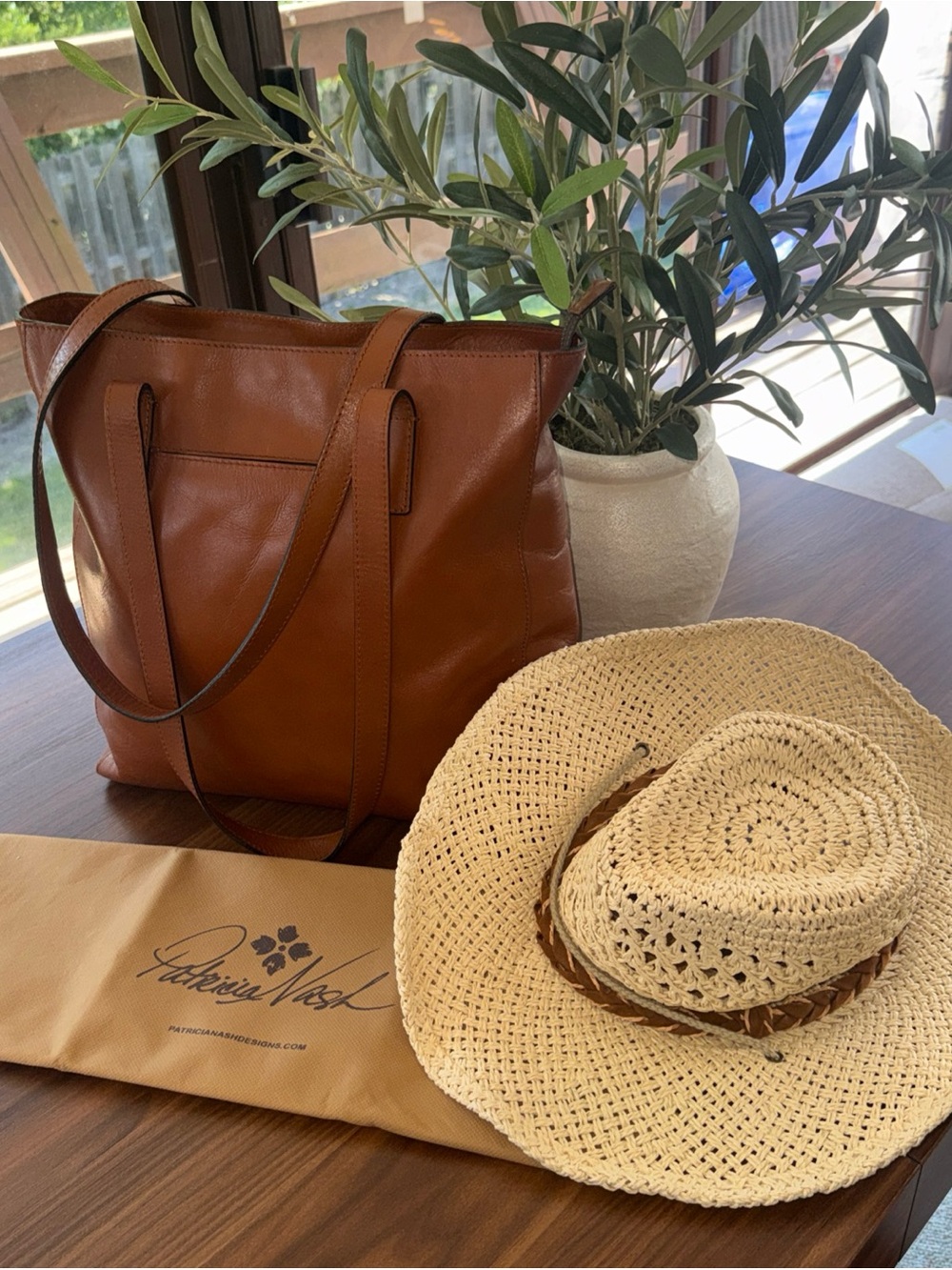 Patricia Nash Viana Leather Tote.  EUC.  Dust bag.